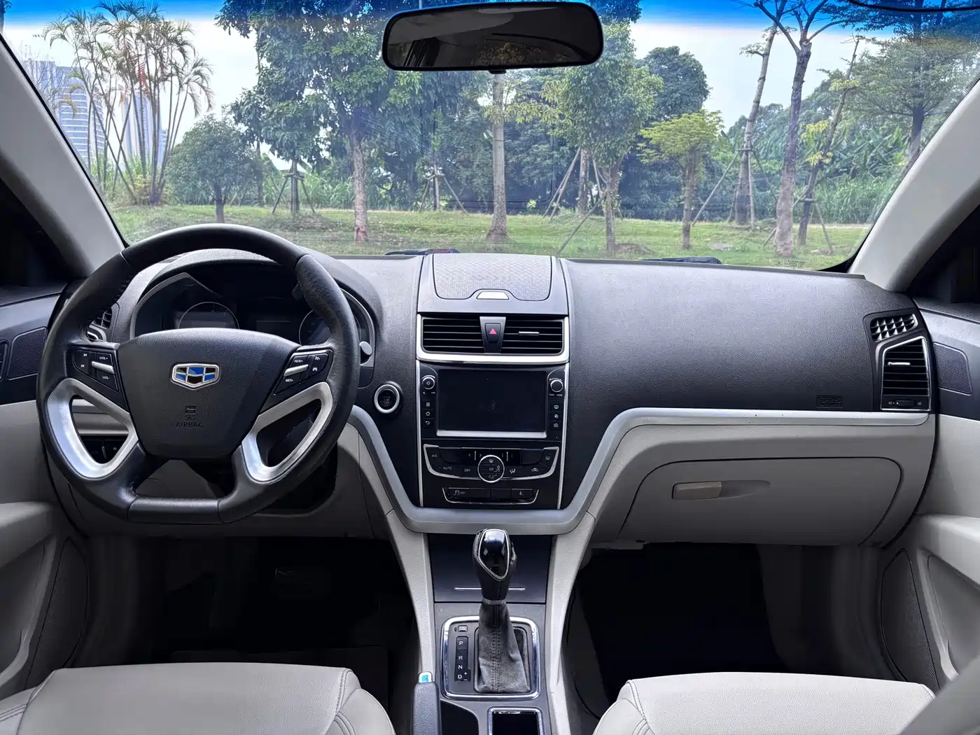 Geely Emgrand 2016 2016 Sedan 1.5L CVT Luxury