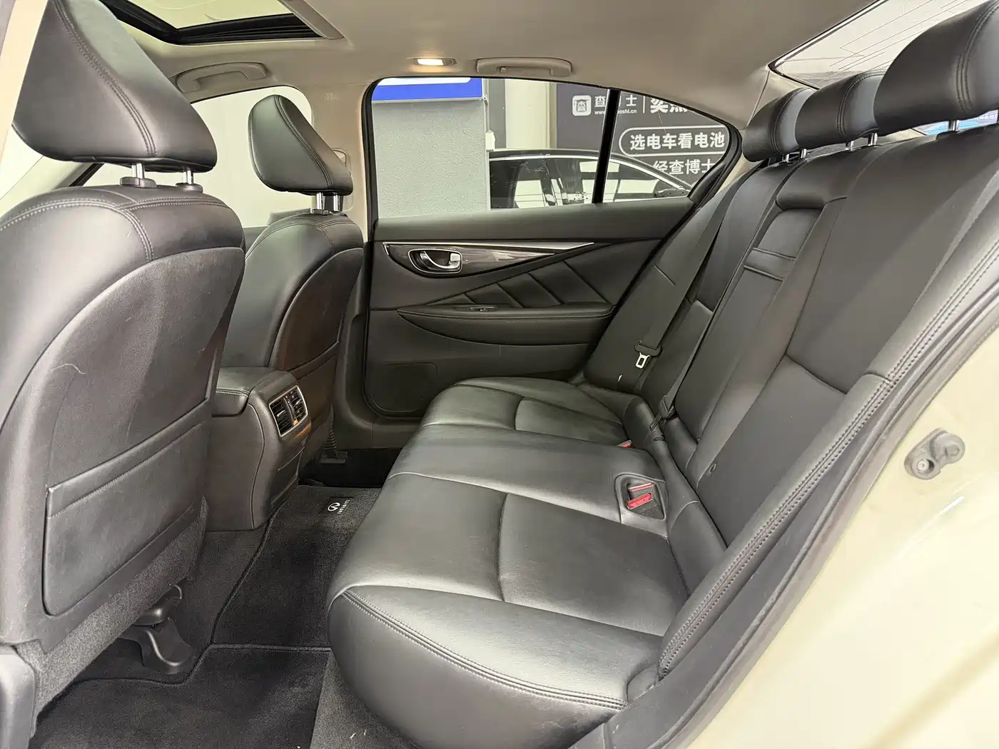 Infiniti Q50L 2019 2018 2.0T Comfort (China VI)
