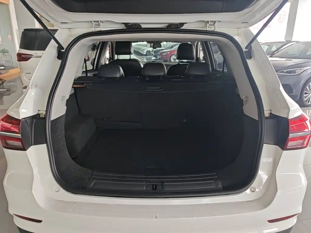 Roewe RX5 2016 2016 20T 2WD Automatic Internet Smart Edition