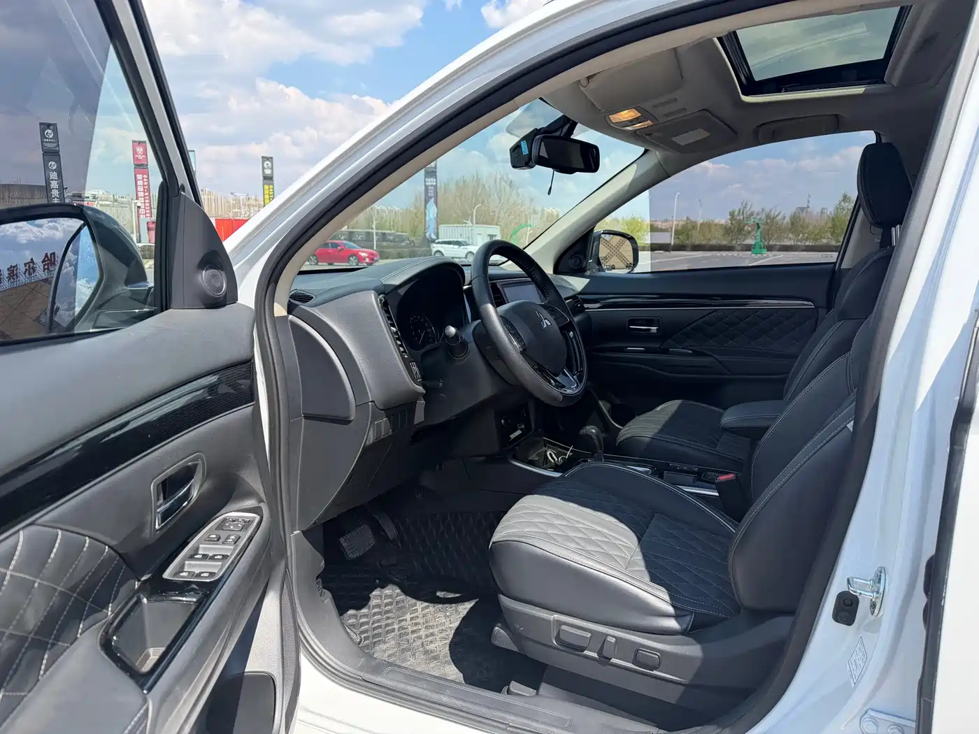 Mitsubishi Outlander 2021 2.0L FWD Comfort Edition 5-seater фото 7