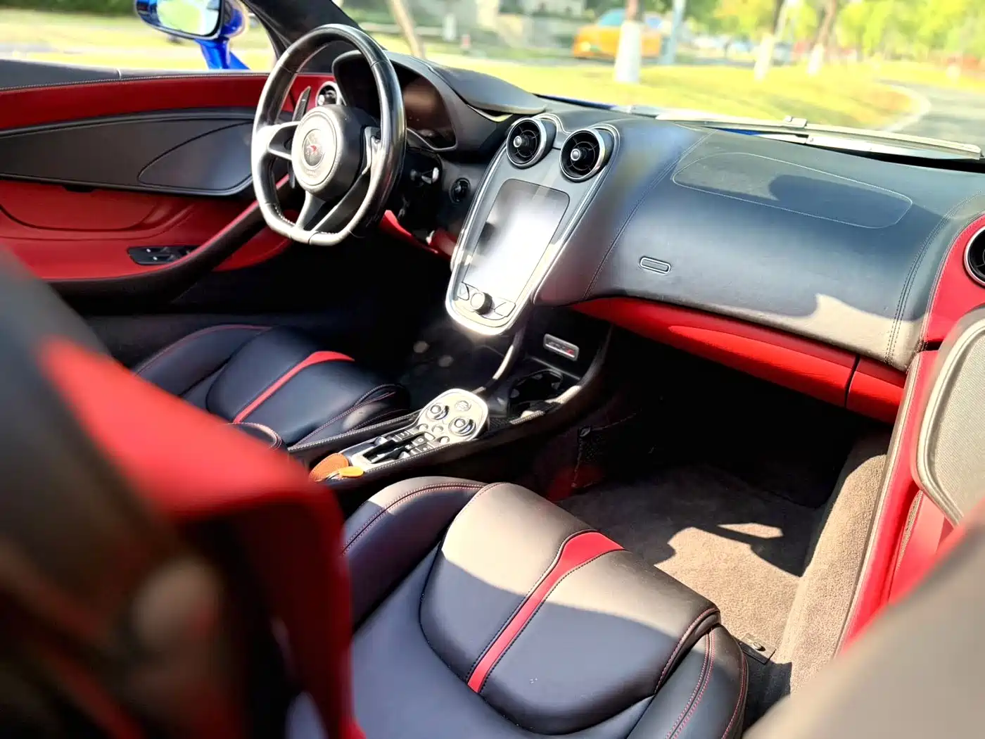 McLaren 570 2019 570S 3.8T Spider фото 9