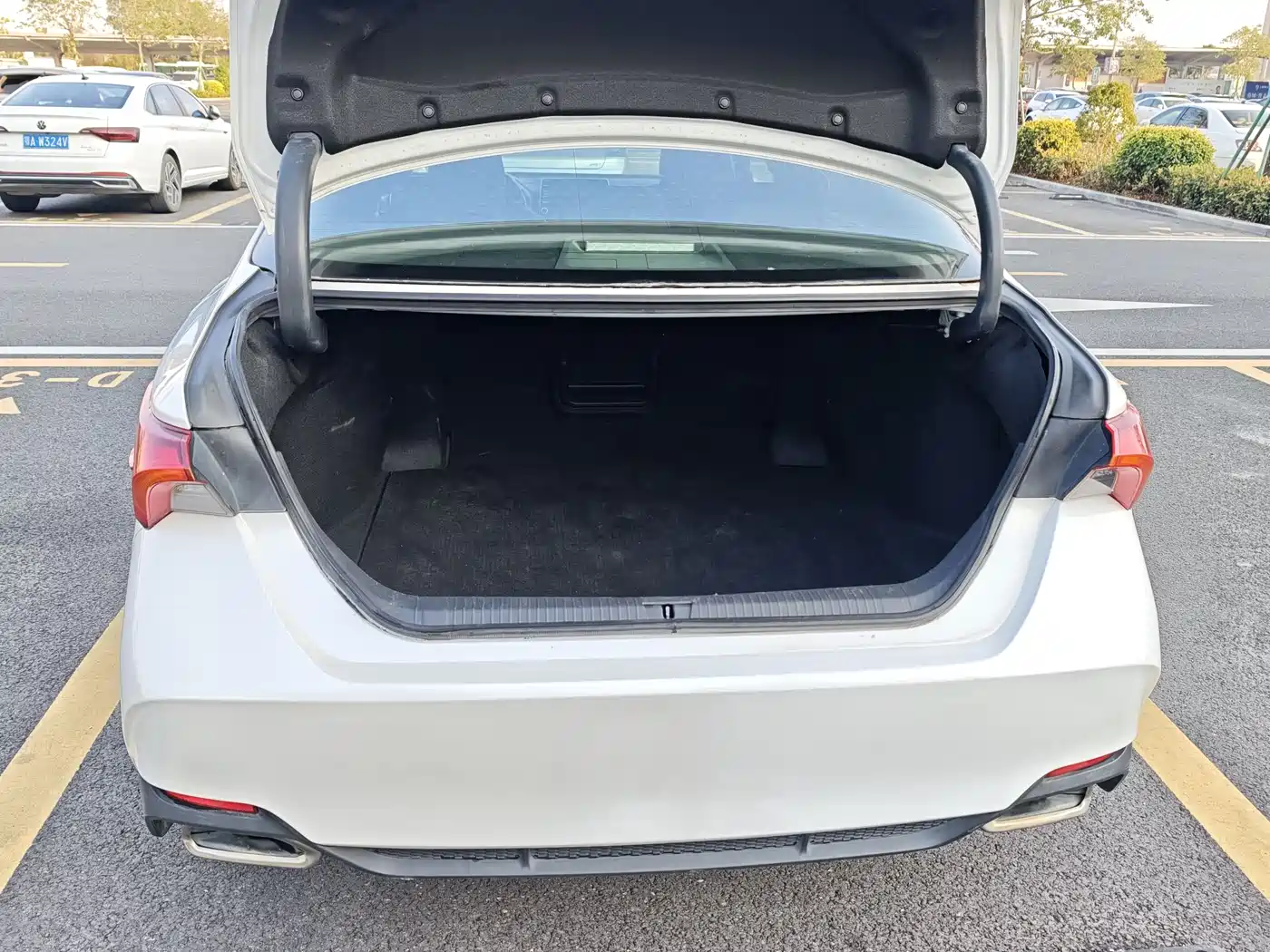 Toyota Avalon 2019 2.0L Progressive Edition (China VI) фото 20