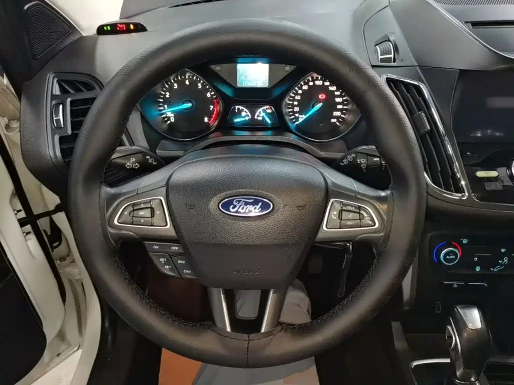 Ford Kuga 2018 2018 EcoBoost 180 FWD Platinum Wing