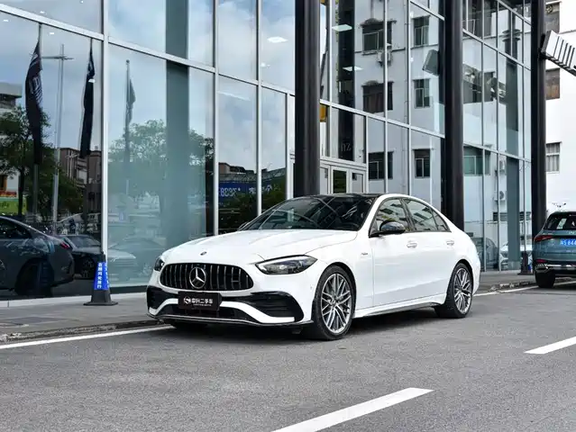 Mercedes-Benz C-Class AMG 2025 AMG C 43 4MATIC — фото 1