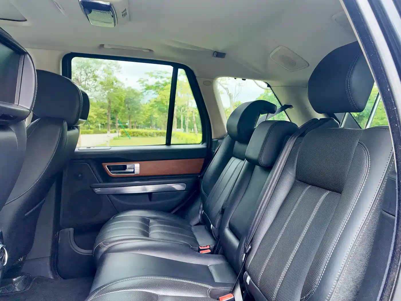 Land Rover Range Rover Sport 2011 2011 5.0 NA V8 HSE