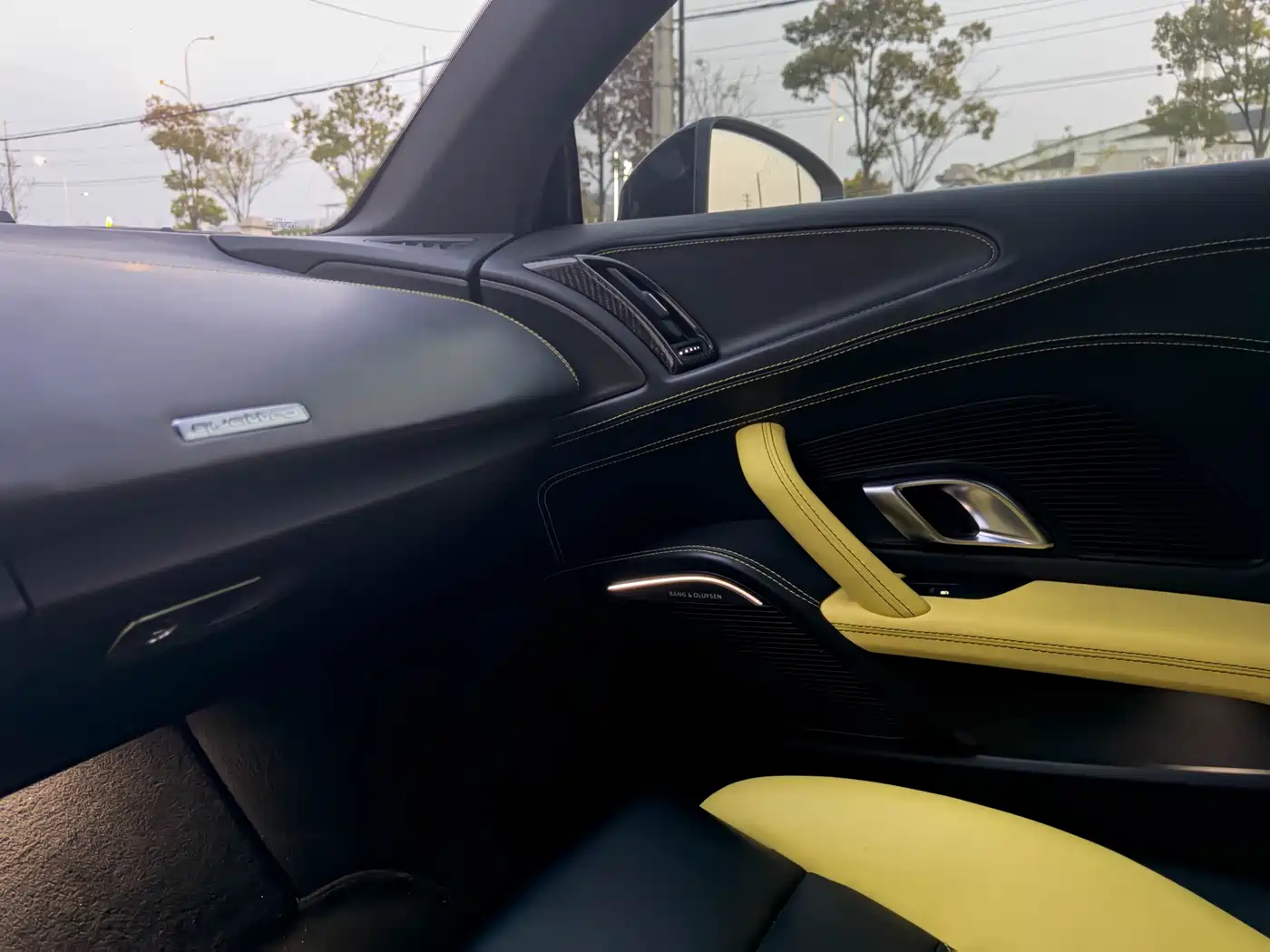 Audi R8 2017 V10 Spyder фото 22