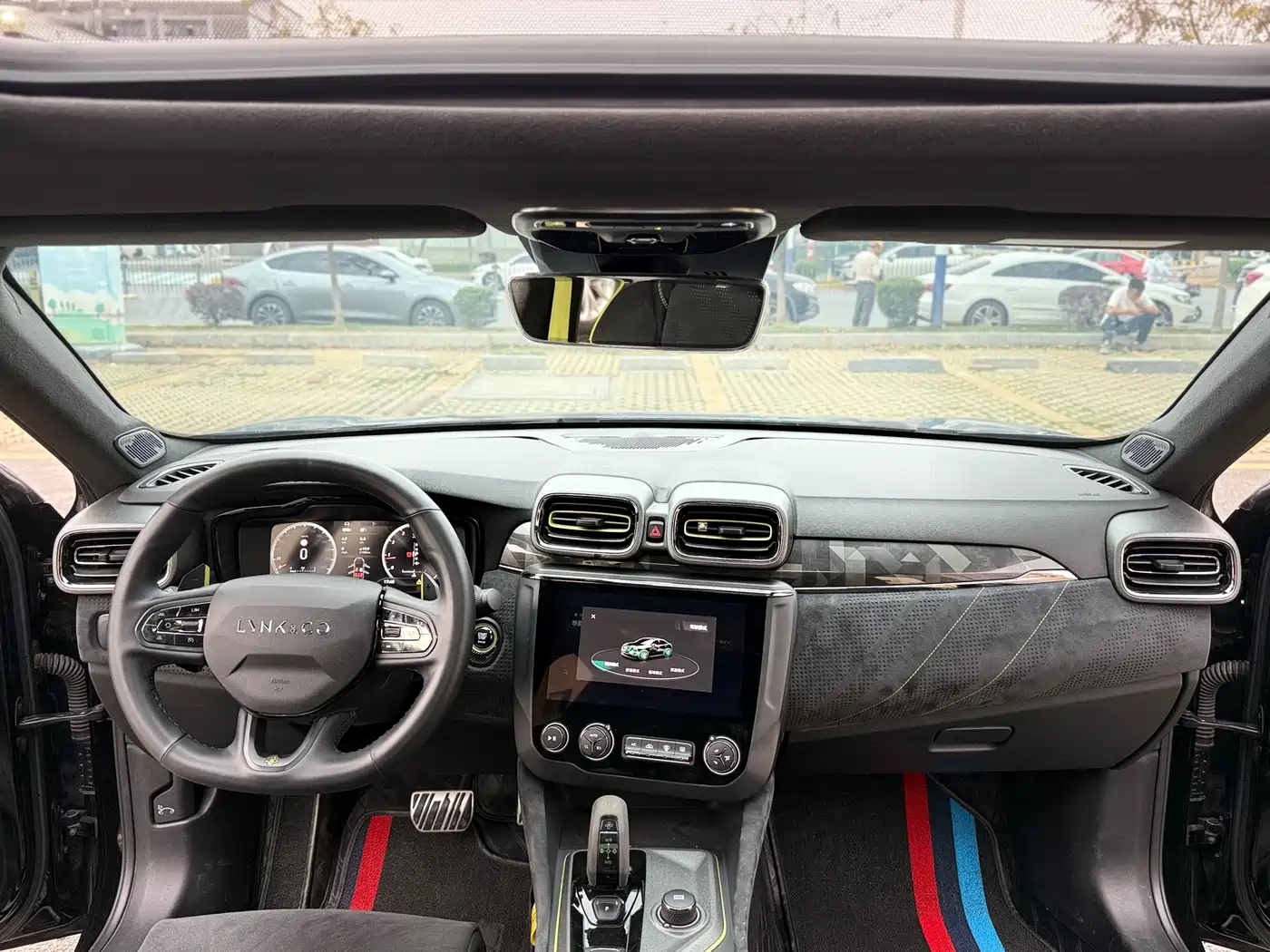 Lynk & Co 03 2022 03+ 2.0TD Auto Wind Rider Edition фото 6