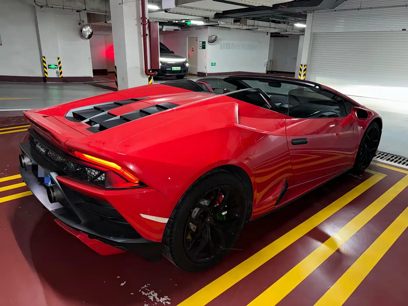 LAMBORGHINI HURACÁN