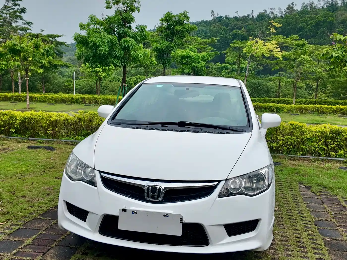 CIIMO CIIMO 2012 2012 1.8L Automatic