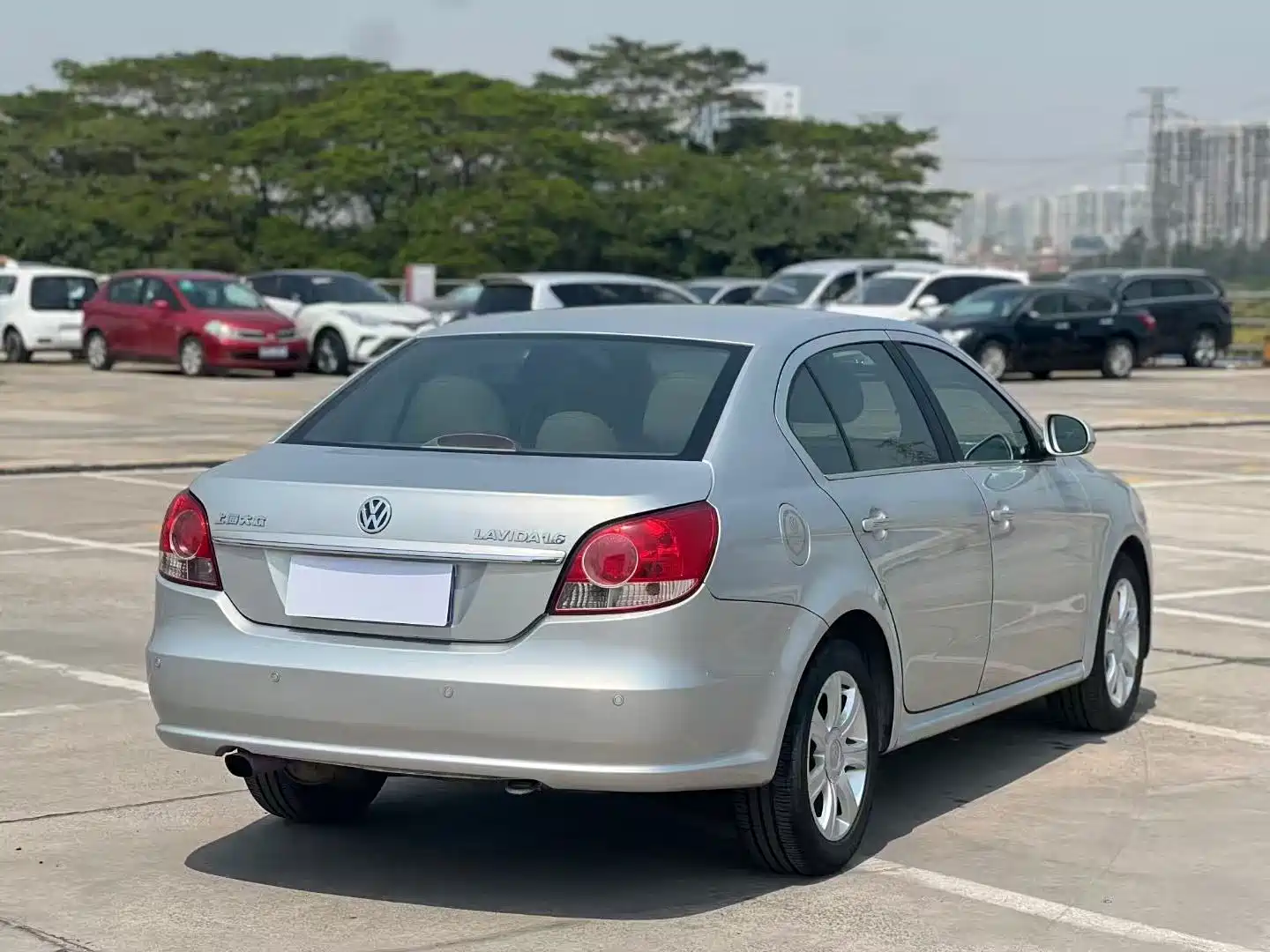 Photo 6 - Volkswagen Lavida