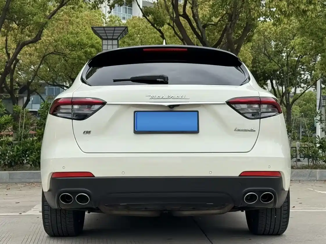 Maserati Levante 2020 3.0T Standard фото 15