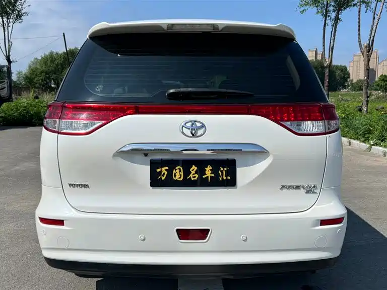 Toyota Previa 2016 2012 2.4L 7-Seater Luxury Edition