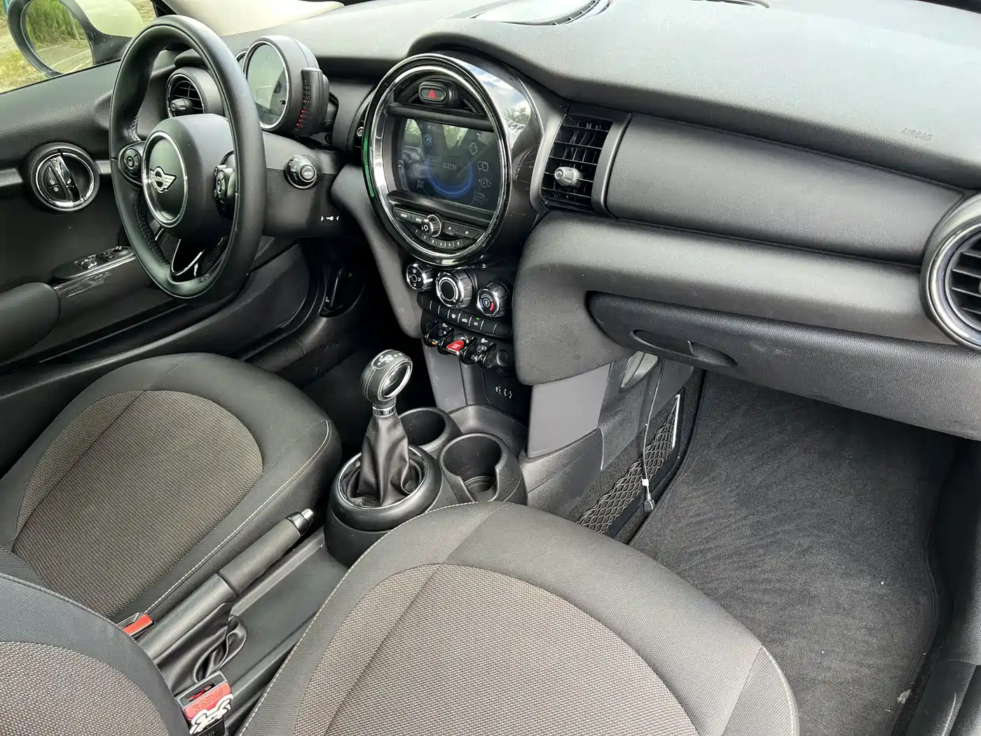 Фото 9 - MINI MINI