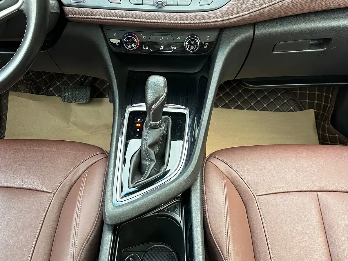 Buick GL6 2018 2018 18T 6-Seater Luxury