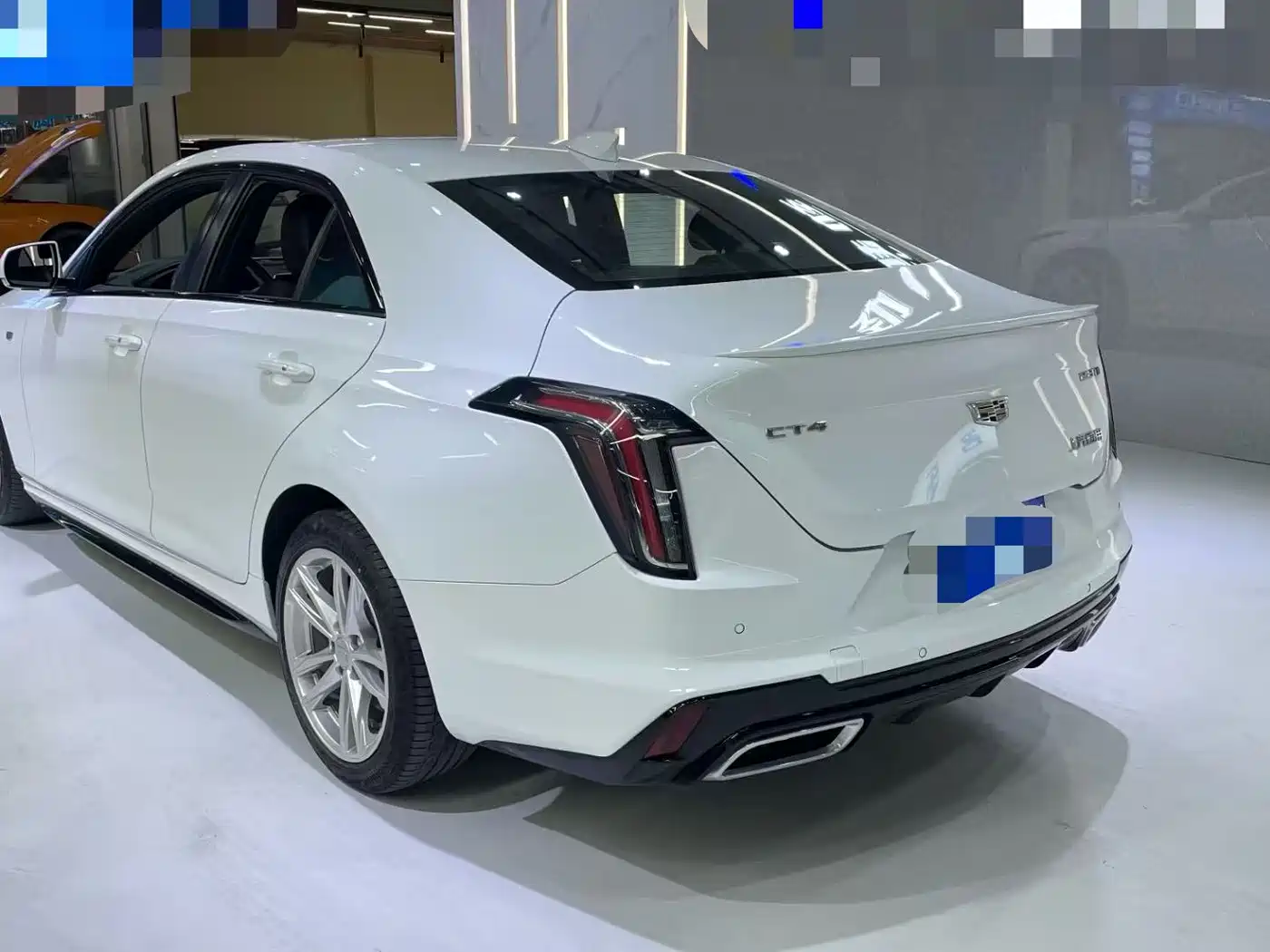 CADILLAC CT4