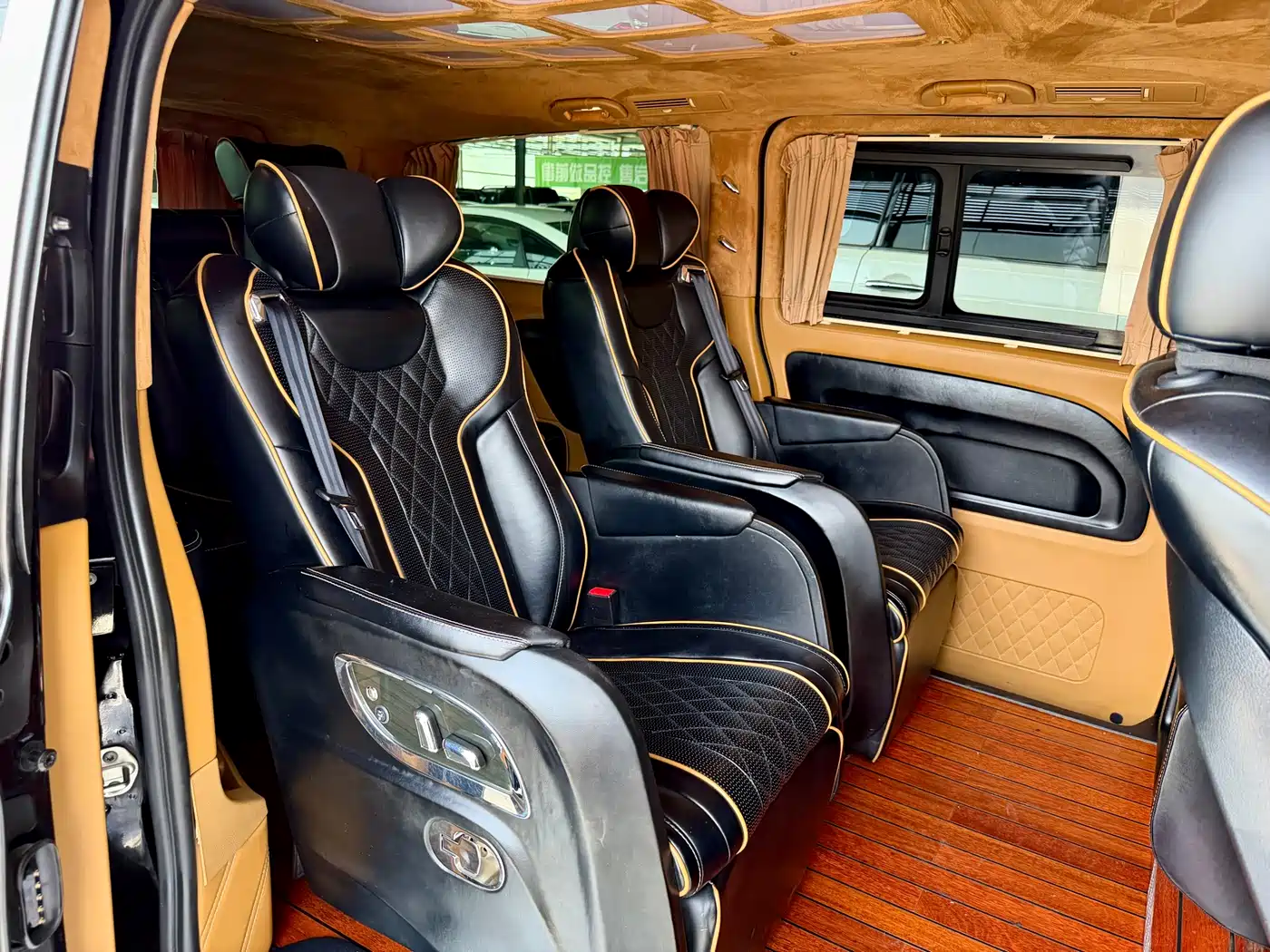 Mercedes-Benz Vito 2018 2.0T Business China V фото 12