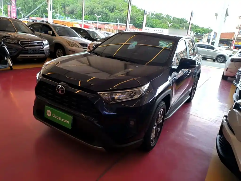 Toyota RAV4 Rongfang 2023 2.0L CVT 2WD Fashion Edition