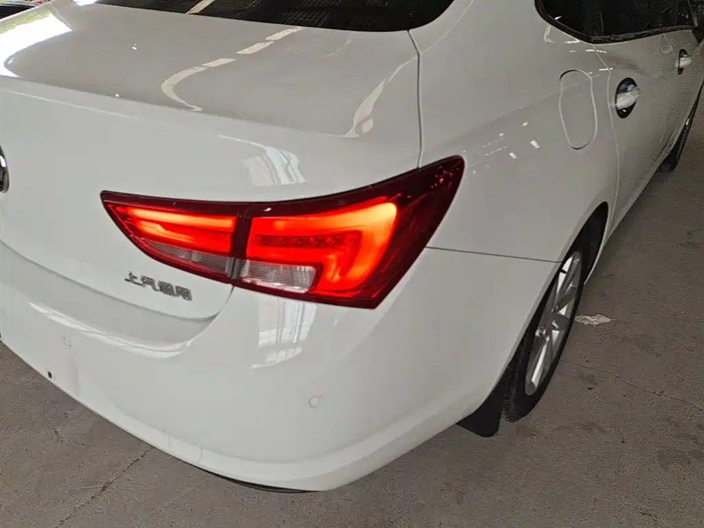 Buick Verano 2019 Sedan 15S Auto Leading фото 8