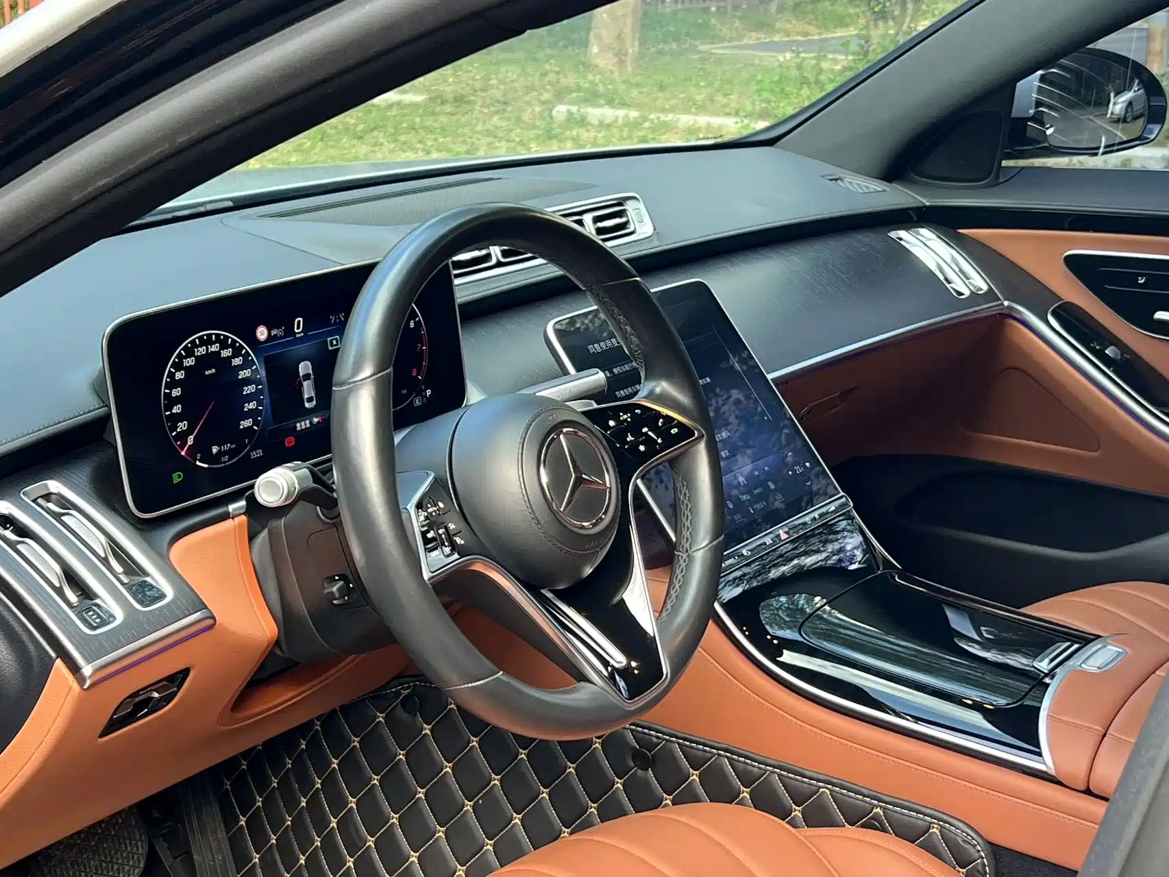 Фото 12 - Mercedes-Benz S-Class