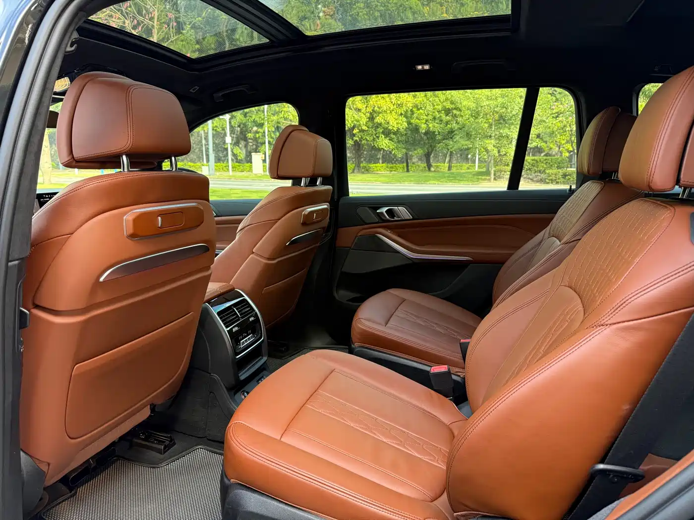 BMW X7 2023 xDrive40i Exclusive M Sport Package фото 6