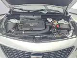 Photo 10 - Cadillac XT4