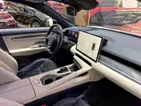 Фото 13 - ZEEKR 001