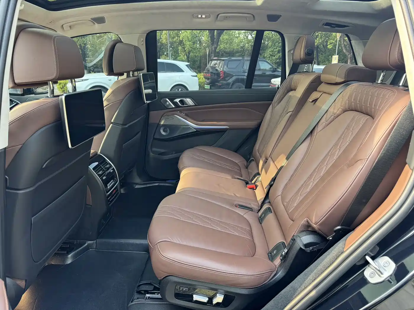 BMW X7 2021 xDrive40i Executive M Sport Package фото 9