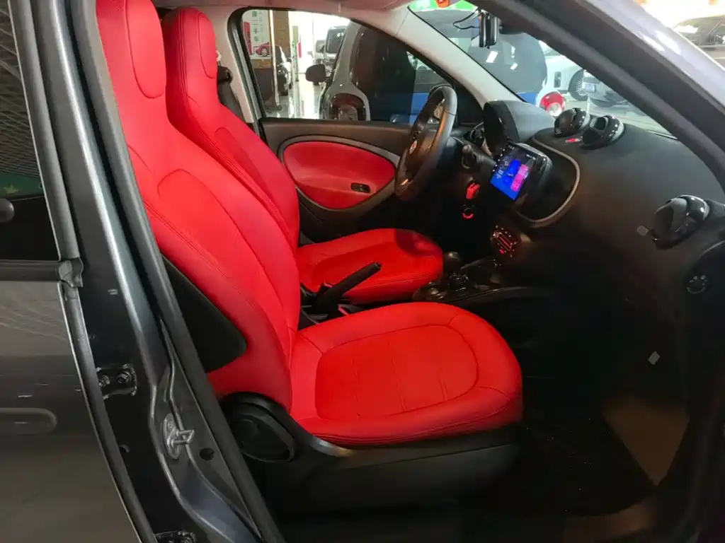 smart forfour 2018 2018 1.0L 52kW Passion Edition