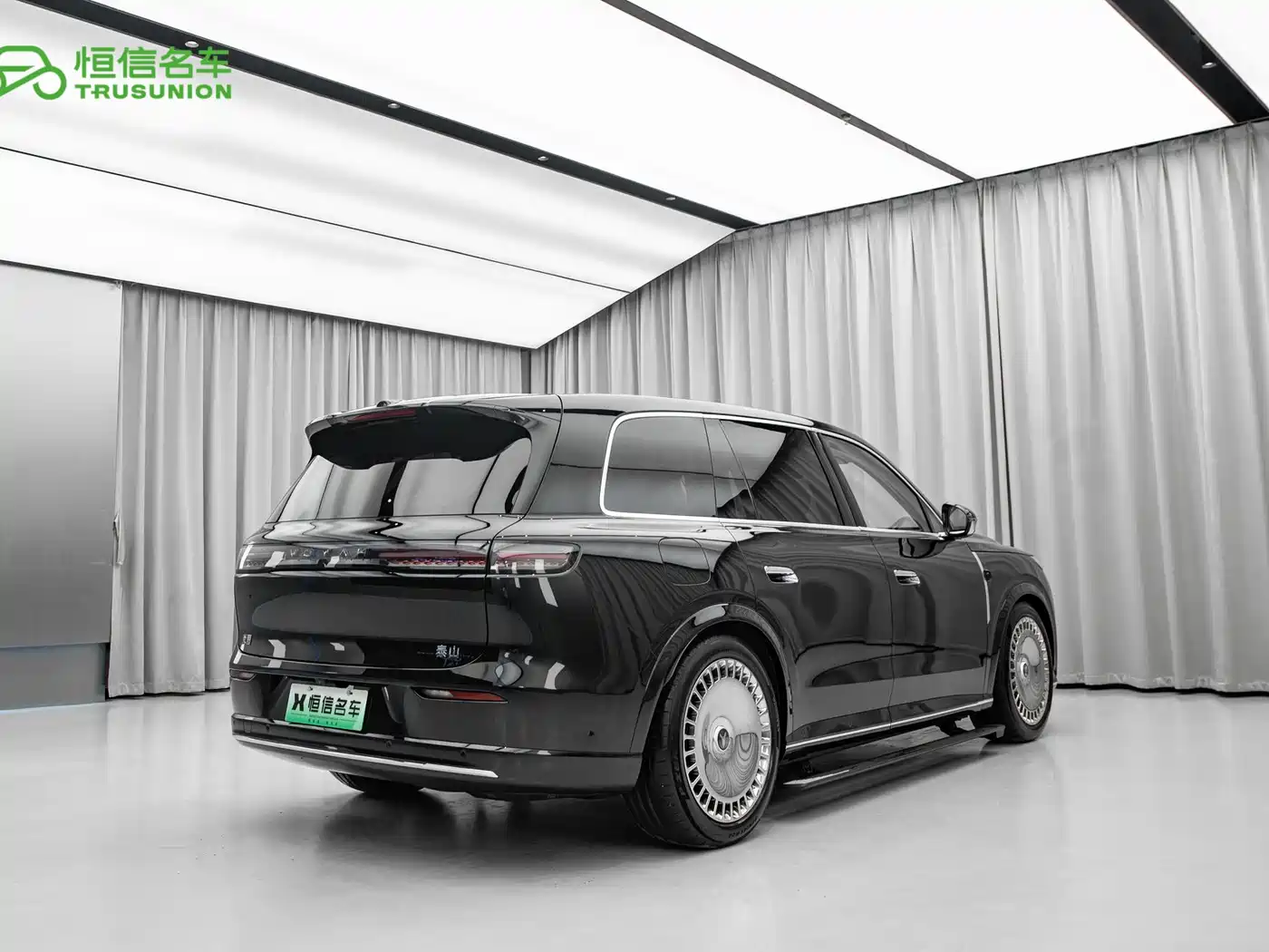 Voyah Auto VOYAH Taisan 2026 Model Base фото 6