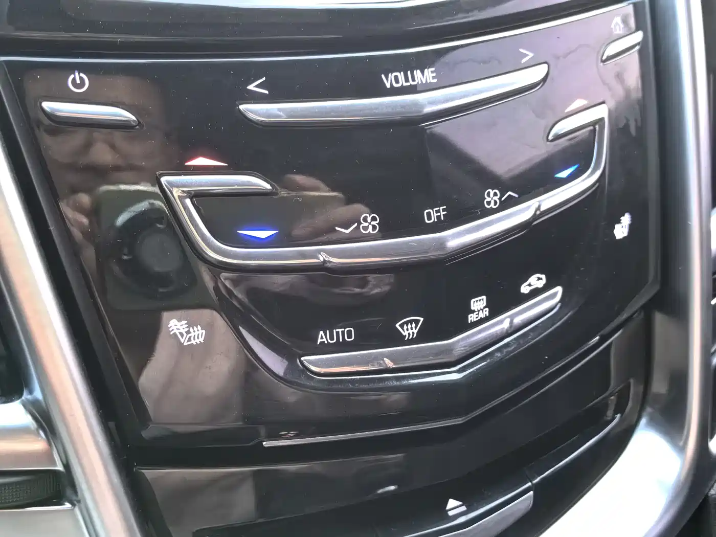 Cadillac SRX 2015 3.0L Elite фото 9