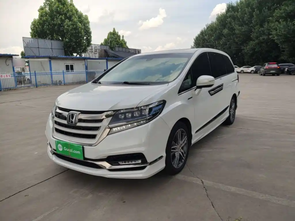 Honda Elysion 2019 2.0L Hybrid Luxury Edition