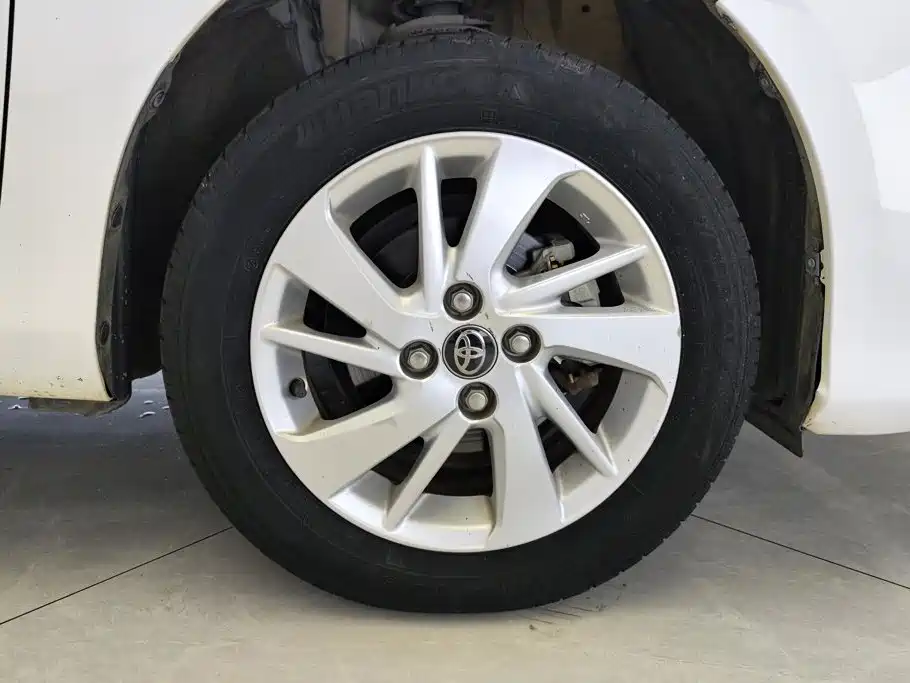 Toyota YARiS L Zhi Xiang 2018 2017 1.5G CVT Dynamic Sunroof Edition
