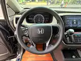Photo 7 - Honda Odyssey