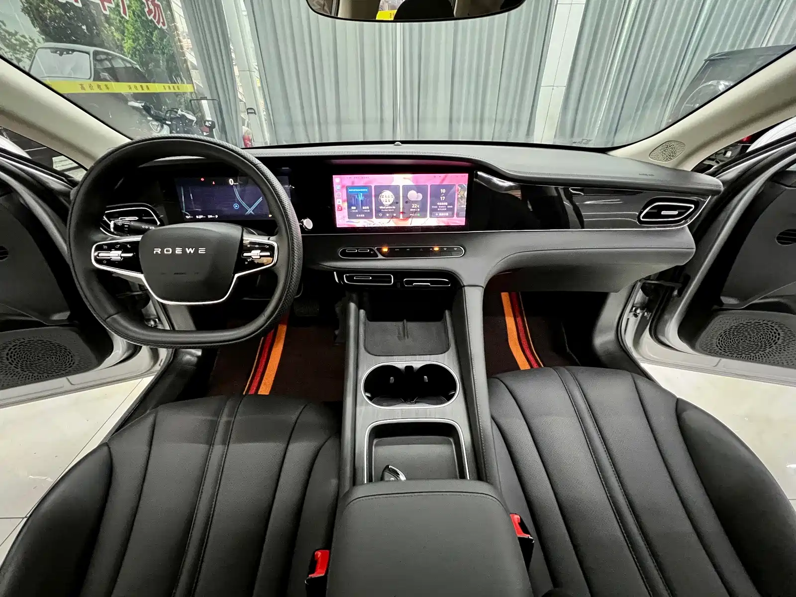 Фото 16 - Roewe D7