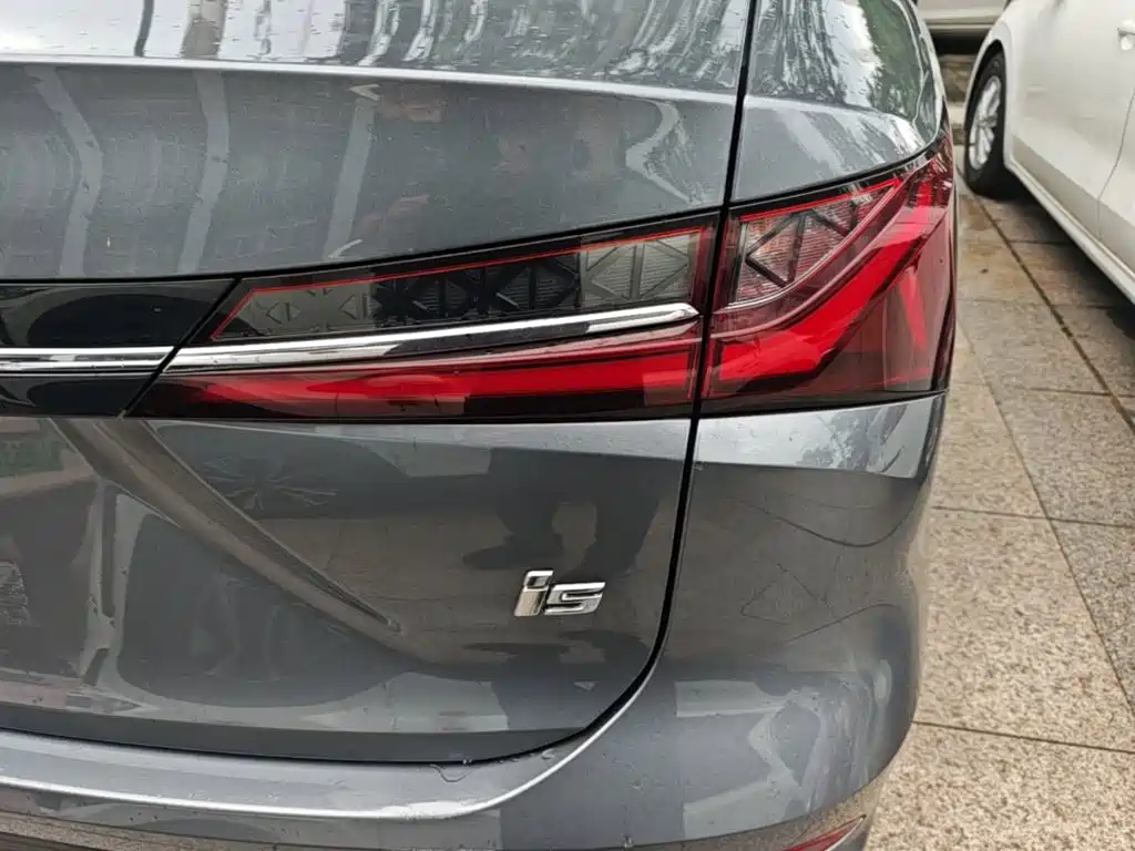 Roewe i5 2026 2026 1.5L CVT Luxury