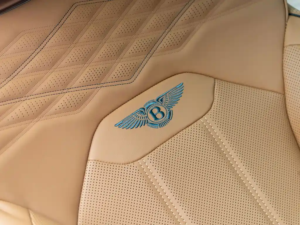 Bentley Bentayga 2026 2025 4.0T V8 Long Wheelbase Art Edition