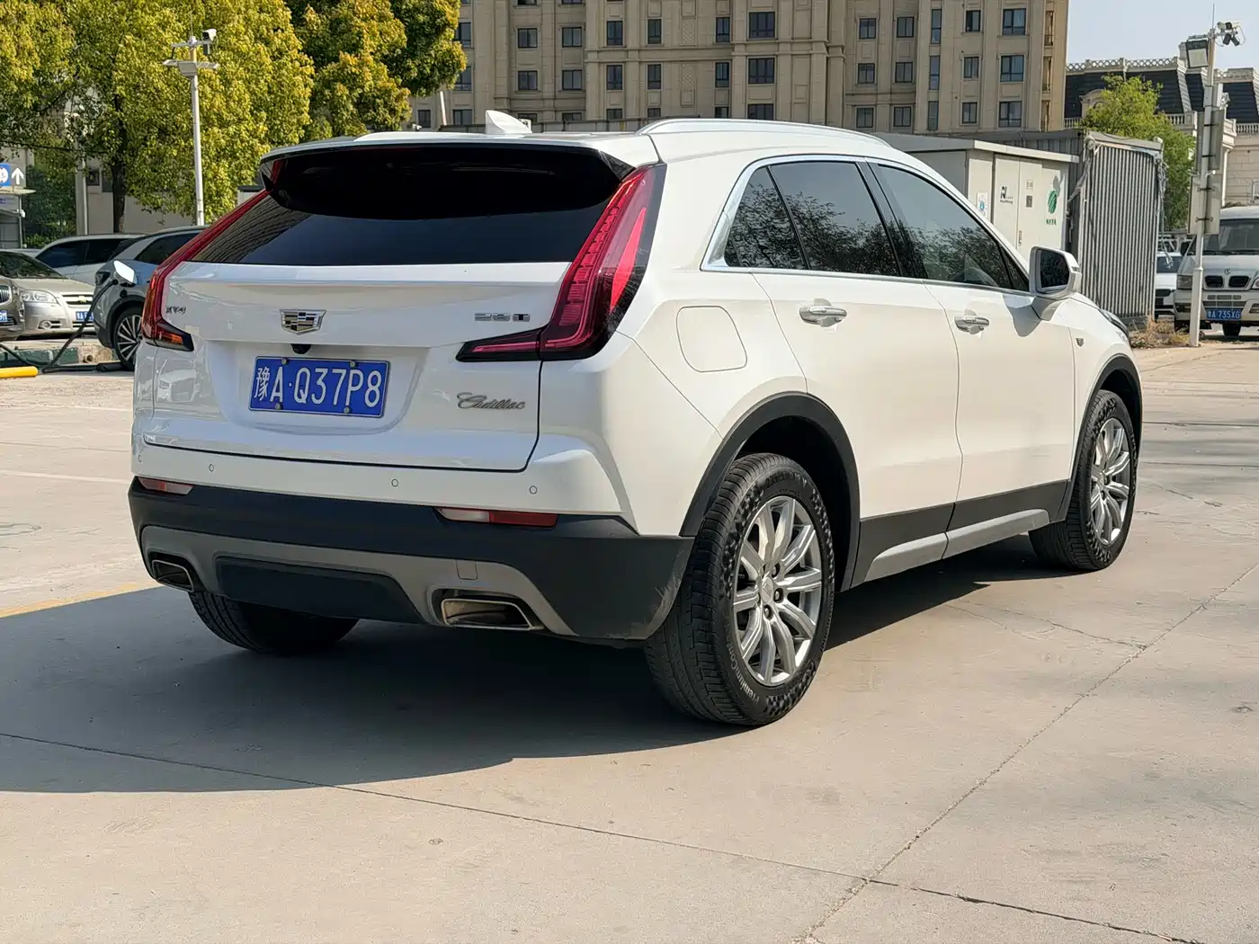 Cadillac XT4 2018 28T FWD Leading Edition фото 13