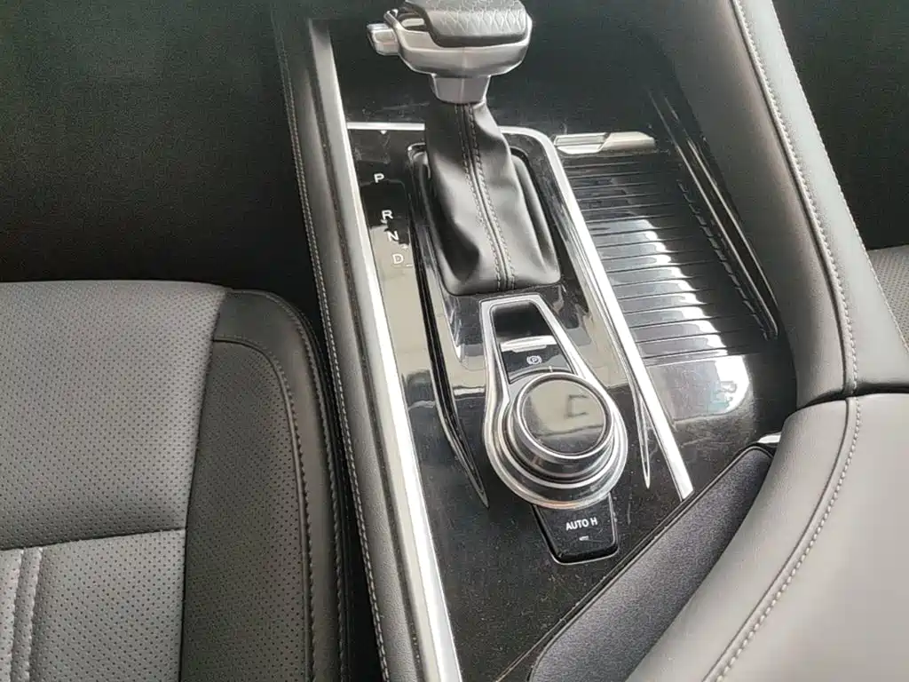 Photo 14 - Changan CS95