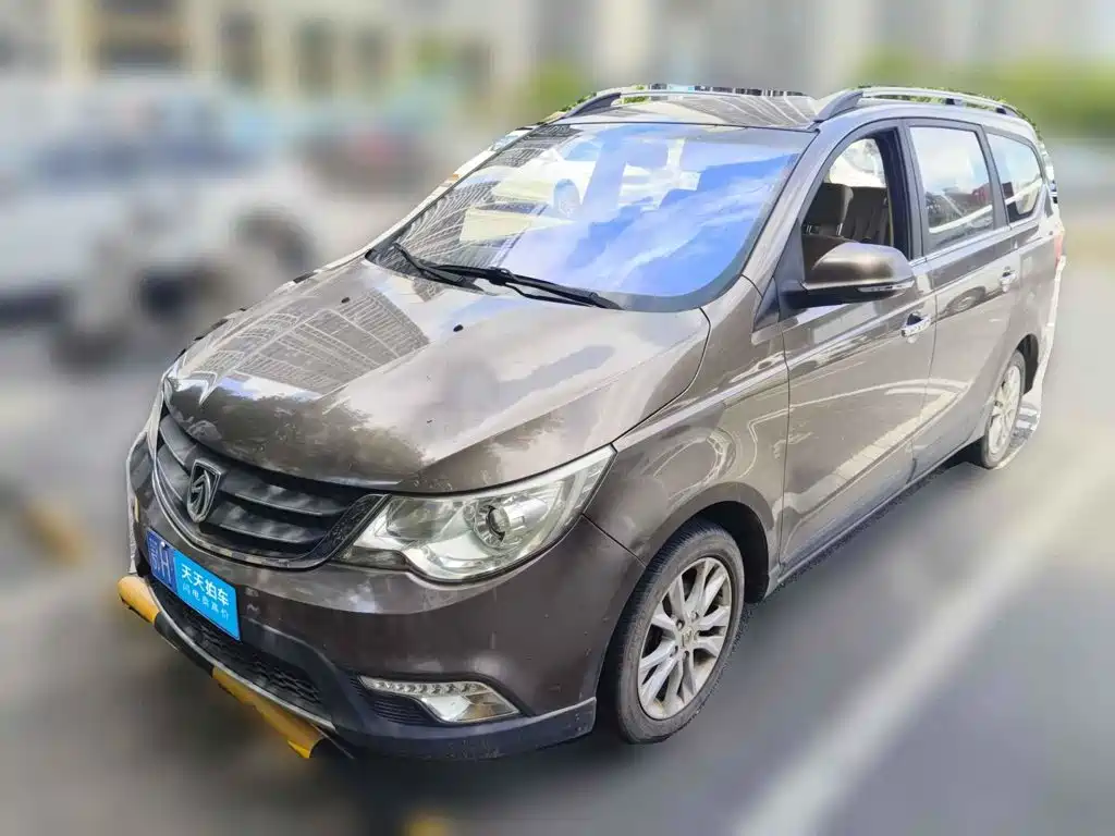 Фото 1 - Baojun 730