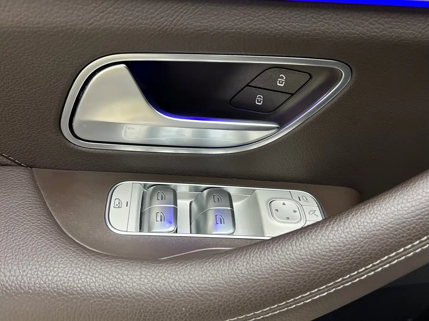 Mercedes-Benz GLE 2022 GLE 350 4MATIC Fashion фото 19
