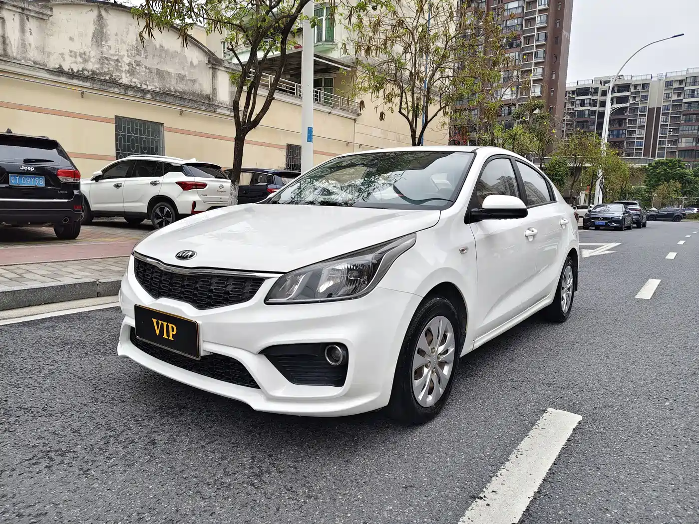 Kia K2 2017 Sedan 1.4L AT GLS
