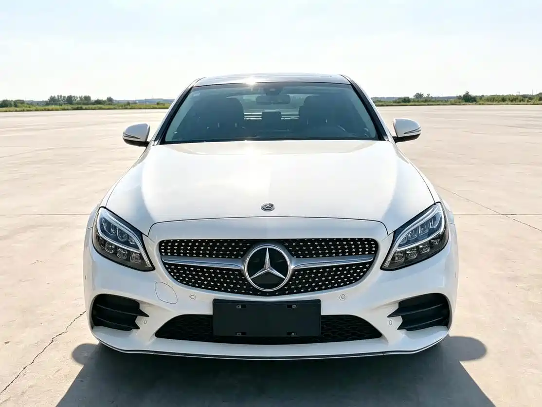 Фото 2 - Mercedes-Benz C-Class