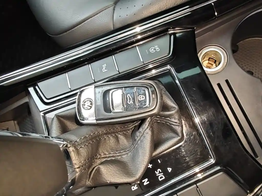 Volkswagen Phideon 2018 2018 Facelift 380TSI FWD Business