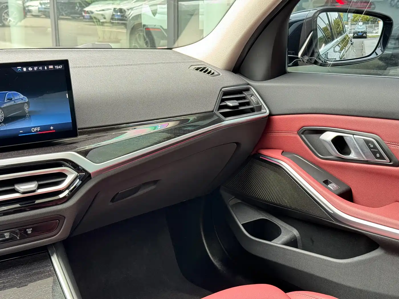 BMW 3 Series 2024 325Li M Sport Package фото 16