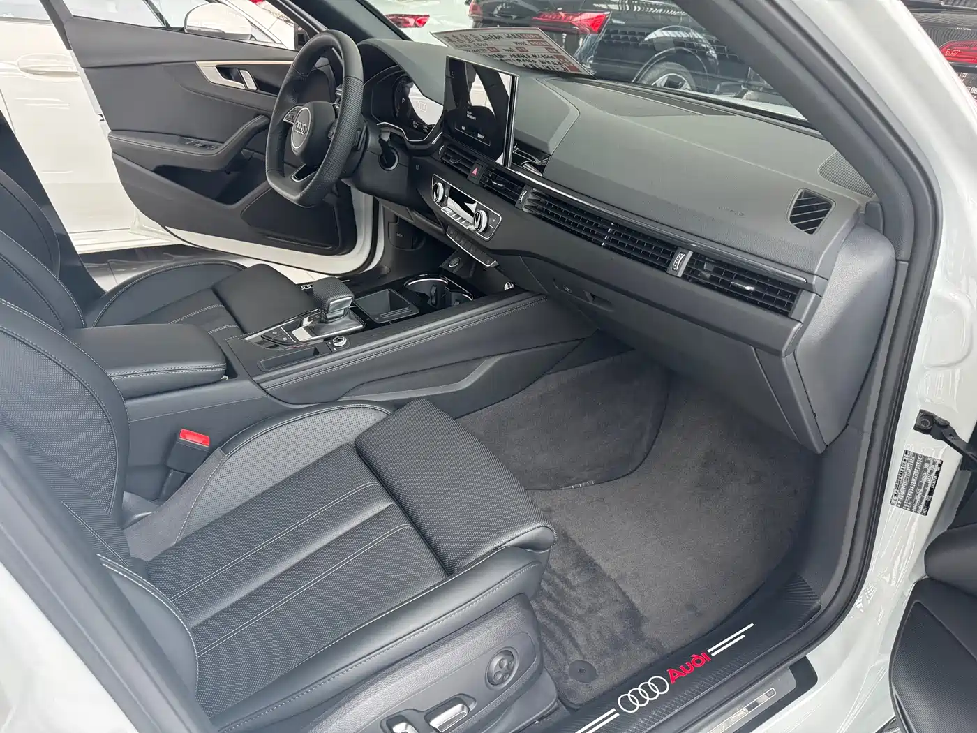 Audi A4L 2024 40 TFSI Luxury Dynamic фото 8