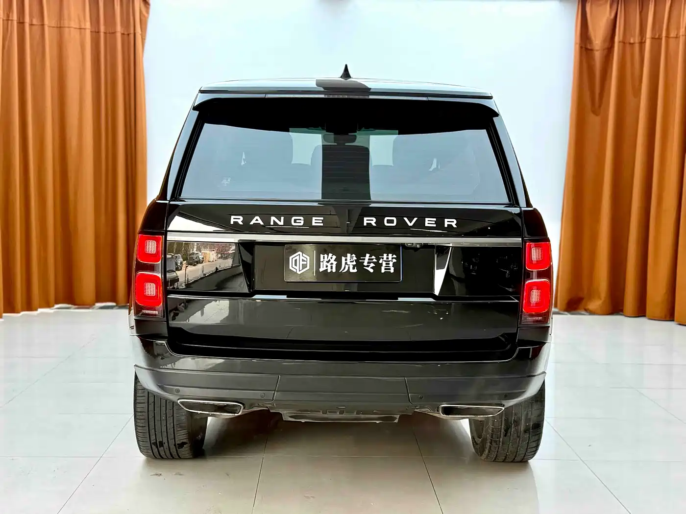 Land Rover Range Rover 2019 3.0 SC V6 Golden Age Edition фото 5