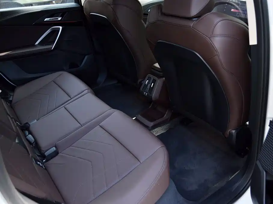 BMW iX1 2025 2025 eDrive25L M Sport Package