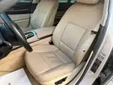 صورة 10 - BMW 7 Series