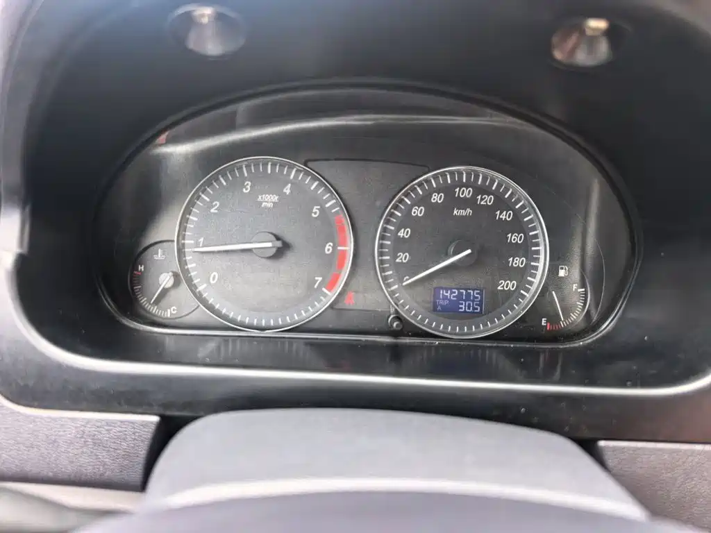 BAIC Weiwang M20 2015 2014 1.5L Comfort BJ415B