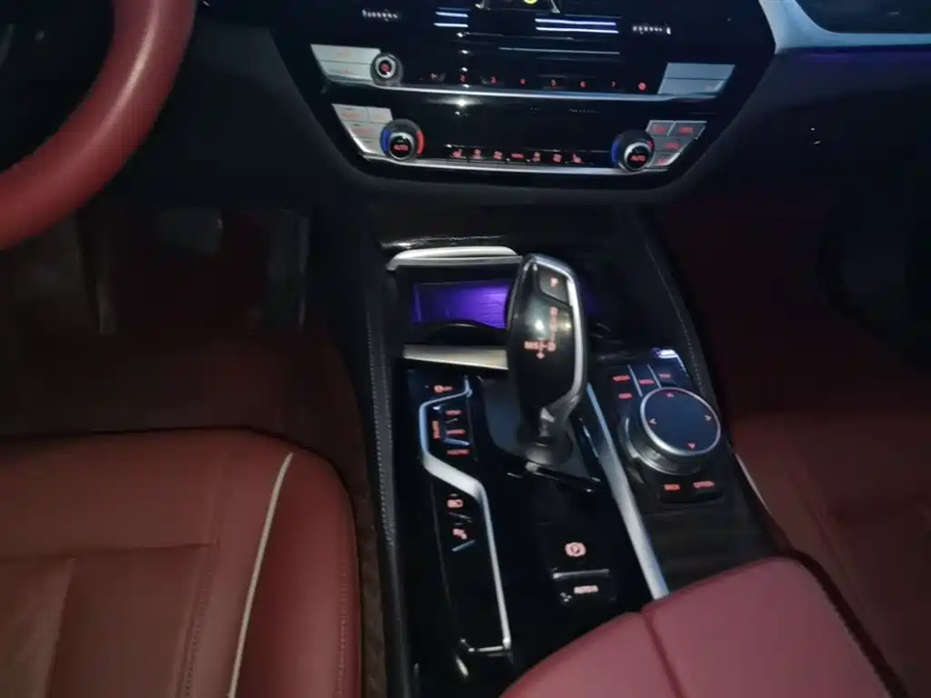 BMW 5 Series New Energy 2022 Facelift 535Le M Sport Package фото 14